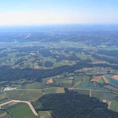 Flugwegposition um 09:54:02: Aufgenommen in der Nähe von Gemeinde Bad Blumau, Österreich in 1481 Meter